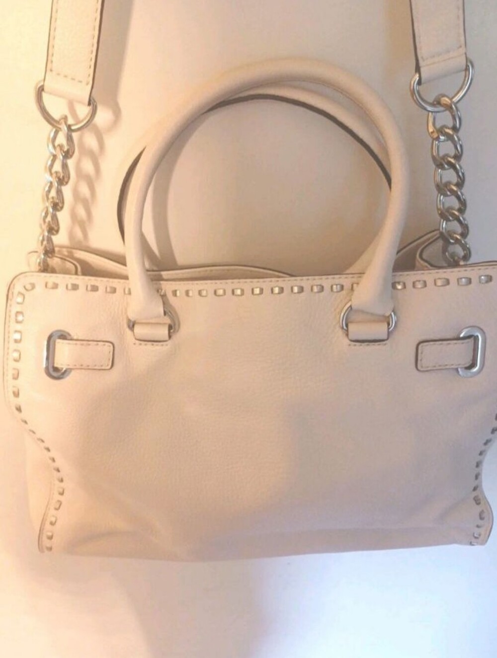 Michael Kors Hamilton Cream Grain Leather Bag with Silver Hardware/Accents - Picture 8 of 12